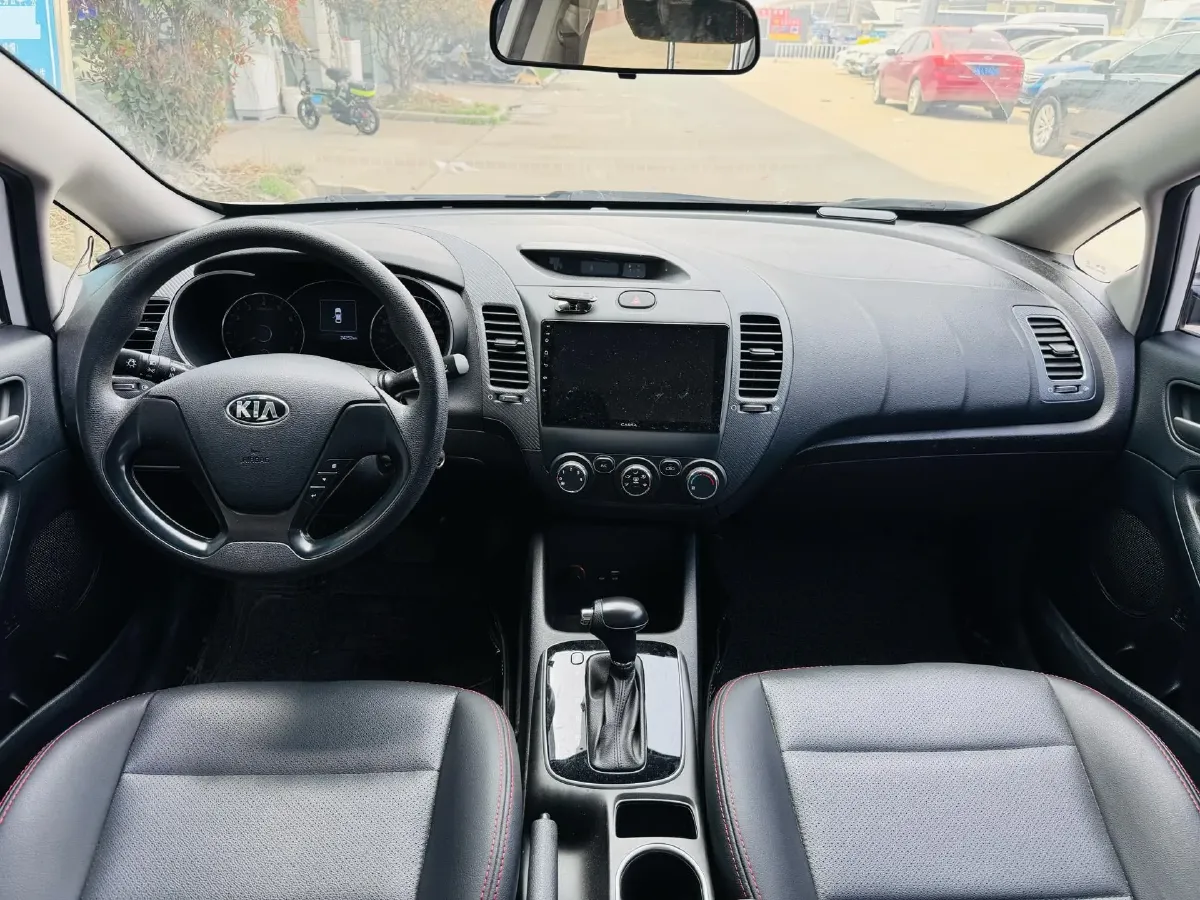 2018 Hyundai Elantra 1.6L 130HP L4 6AT,autocango,china used car exporter,china ev exporter,chinese used car exporter,chinese used ev exporter