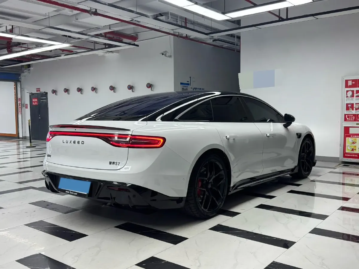 2024 Luxeed S7 BEV 82KWH,autocango,china used car exporter,china ev exporter,chinese used car exporter,chinese used ev exporter