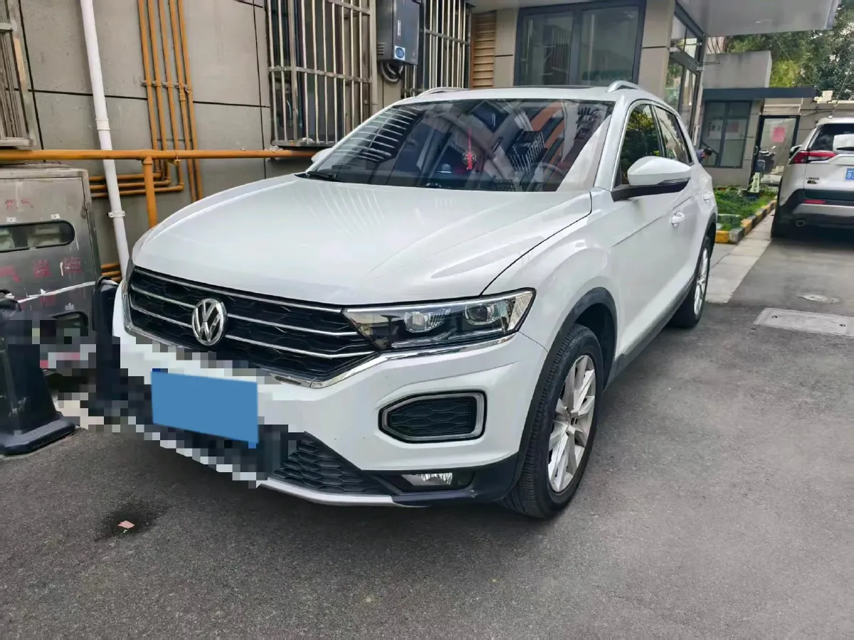 2020 Volkswagen T-Roc 1.4T 150HP L4 7DCT,autocango,china used car exporter,china ev exporter,chinese used car exporter,chinese used ev exporter