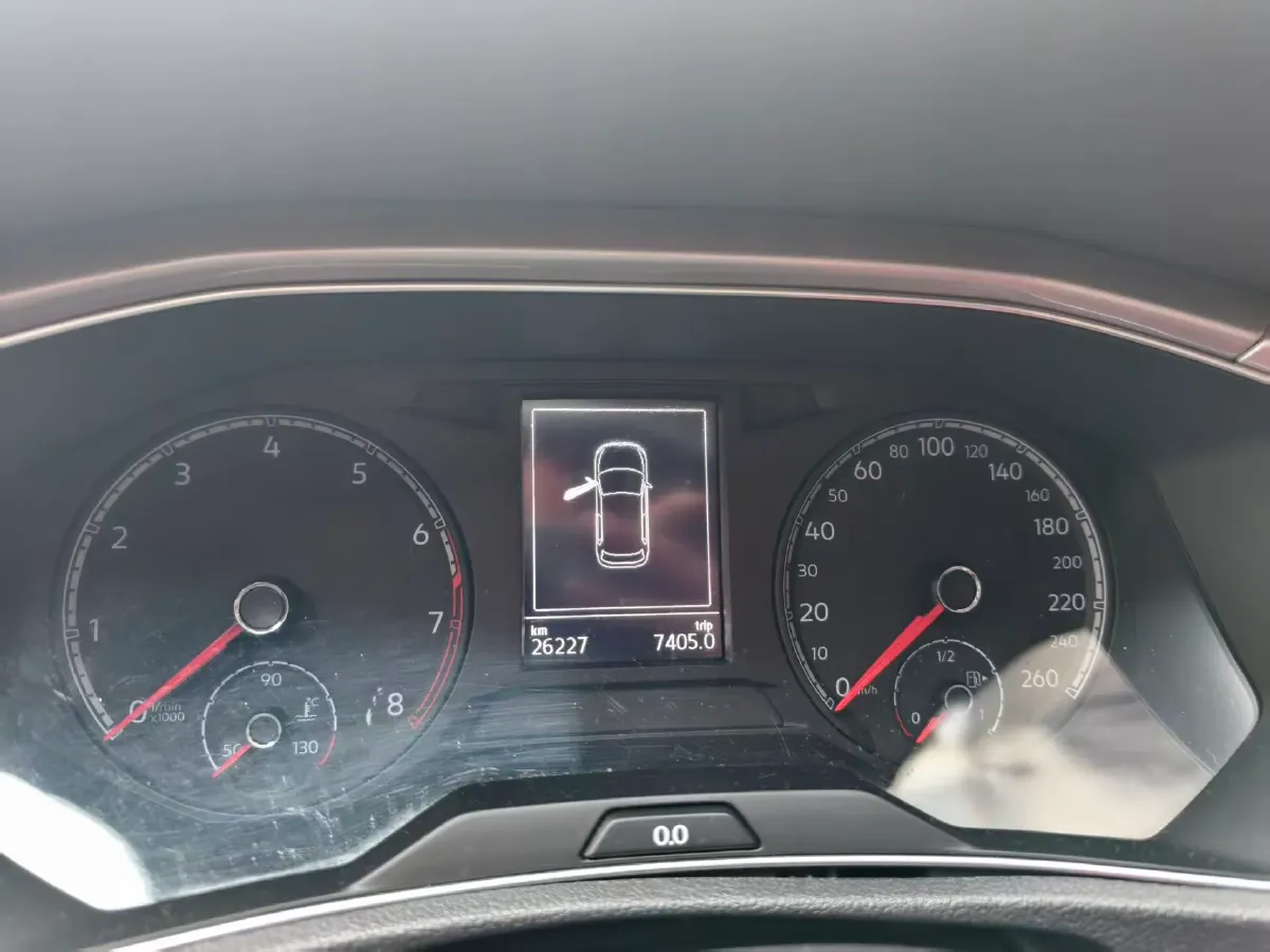 2020 Volkswagen T-Roc 1.4T 150HP L4 7DCT,autocango,china used car exporter,china ev exporter,chinese used car exporter,chinese used ev exporter