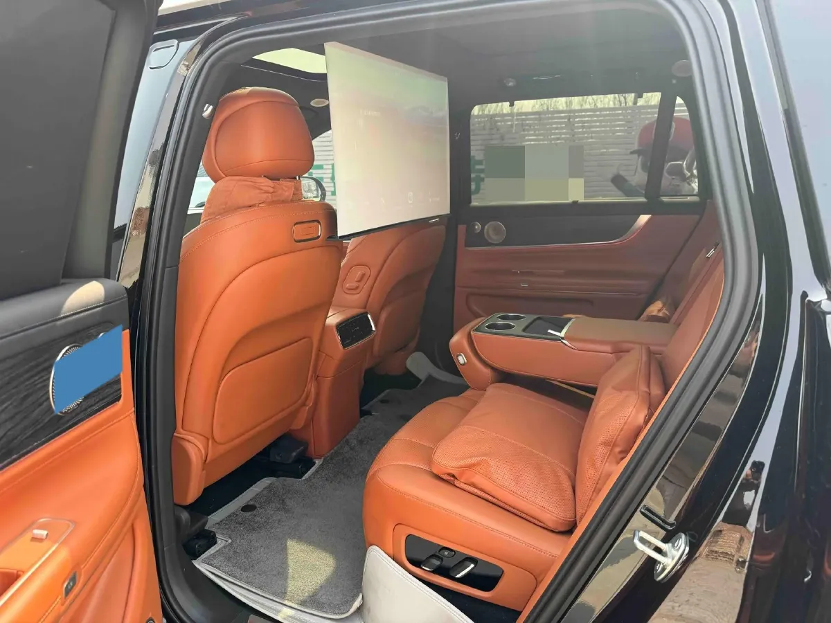 2024 AITO AITO M9 1.5T 152HP L4 REEV 42KWH,autocango,china used car exporter,china ev exporter,chinese used car exporter,chinese used ev exporter