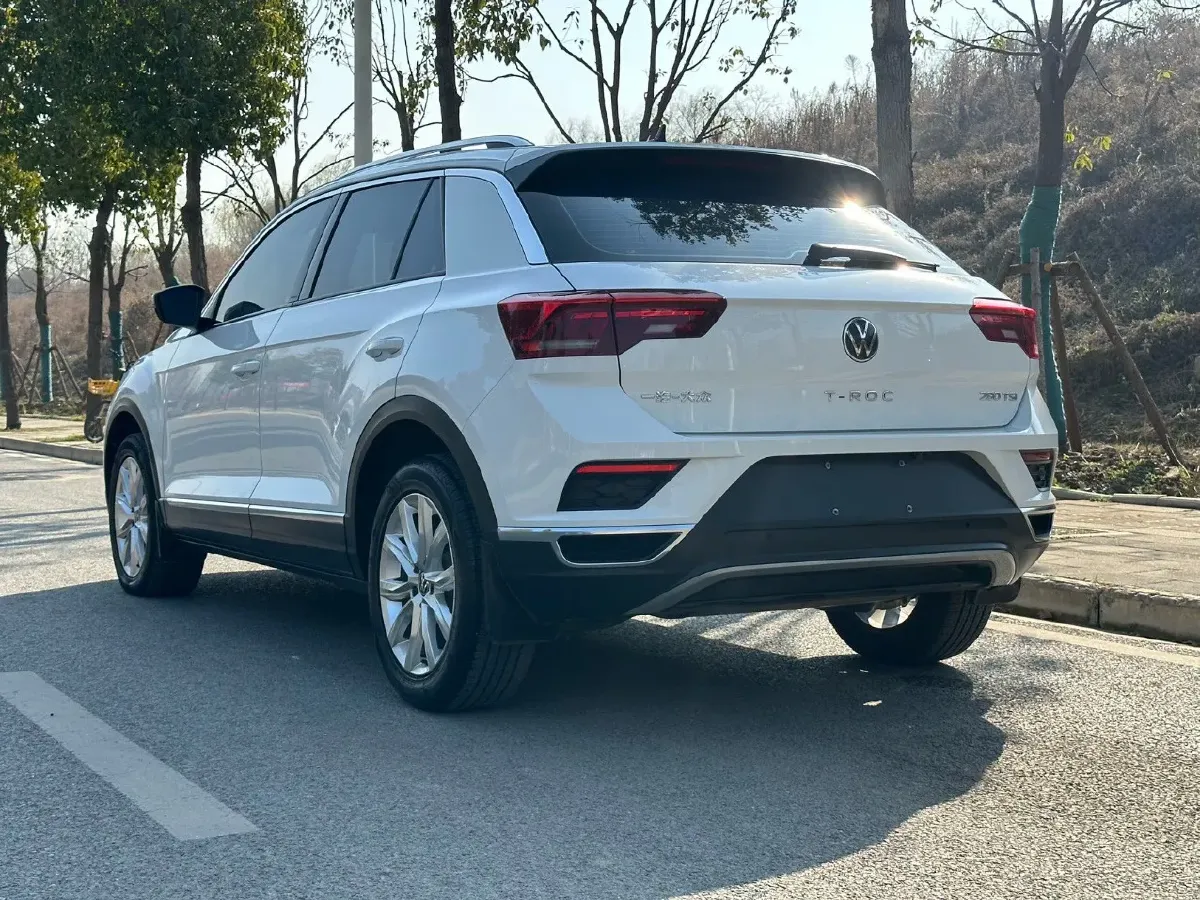 2021 Volkswagen T-Roc 1.4T 150HP L4 7DCT,autocango,china used car exporter,china ev exporter,chinese used car exporter,chinese used ev exporter