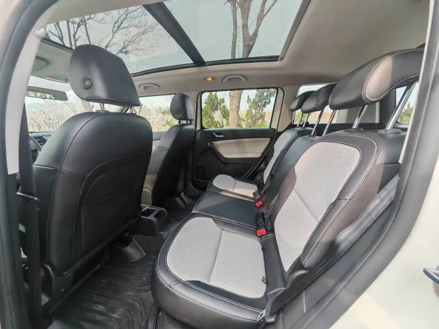 2017 Skoda Yeti 1.4T 150HP L4 7DCT,autocango,china used car exporter,china ev exporter,chinese used car exporter,chinese used ev exporter