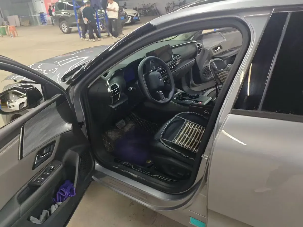 2024 Citroen C5 X 1.6T 175HP L4 8AT,autocango,china used car exporter,china ev exporter,chinese used car exporter,chinese used ev exporter