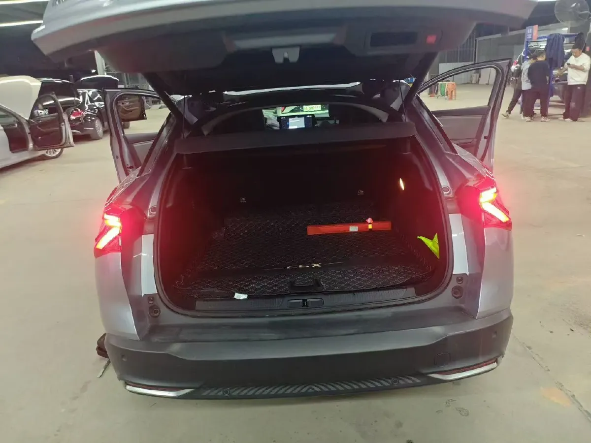 2024 Citroen C5 X 1.6T 175HP L4 8AT,autocango,china used car exporter,china ev exporter,chinese used car exporter,chinese used ev exporter