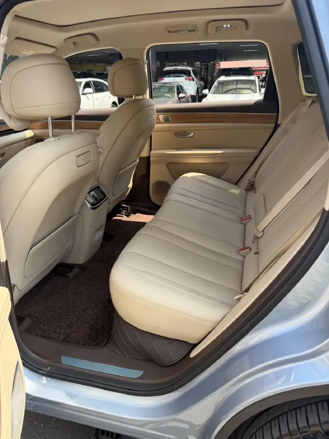 2024 AITO AITO M7 1.5T 152HP L4 REEV 40KWH,autocango,china used car exporter,china ev exporter,chinese used car exporter,chinese used ev exporter