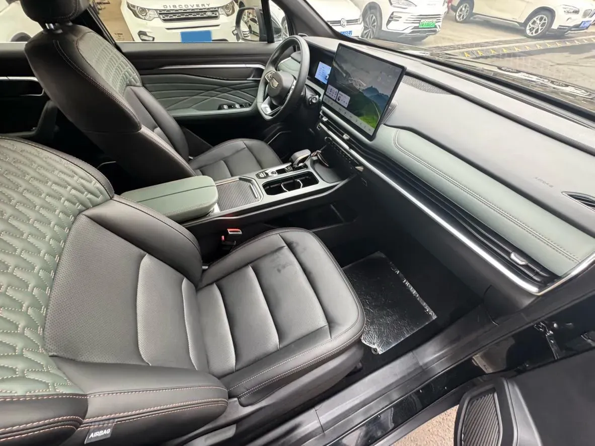 2023 Geely Okavango L 2.0T 218HP L4 7DCT,autocango,china used car exporter,china ev exporter,chinese used car exporter,chinese used ev exporter