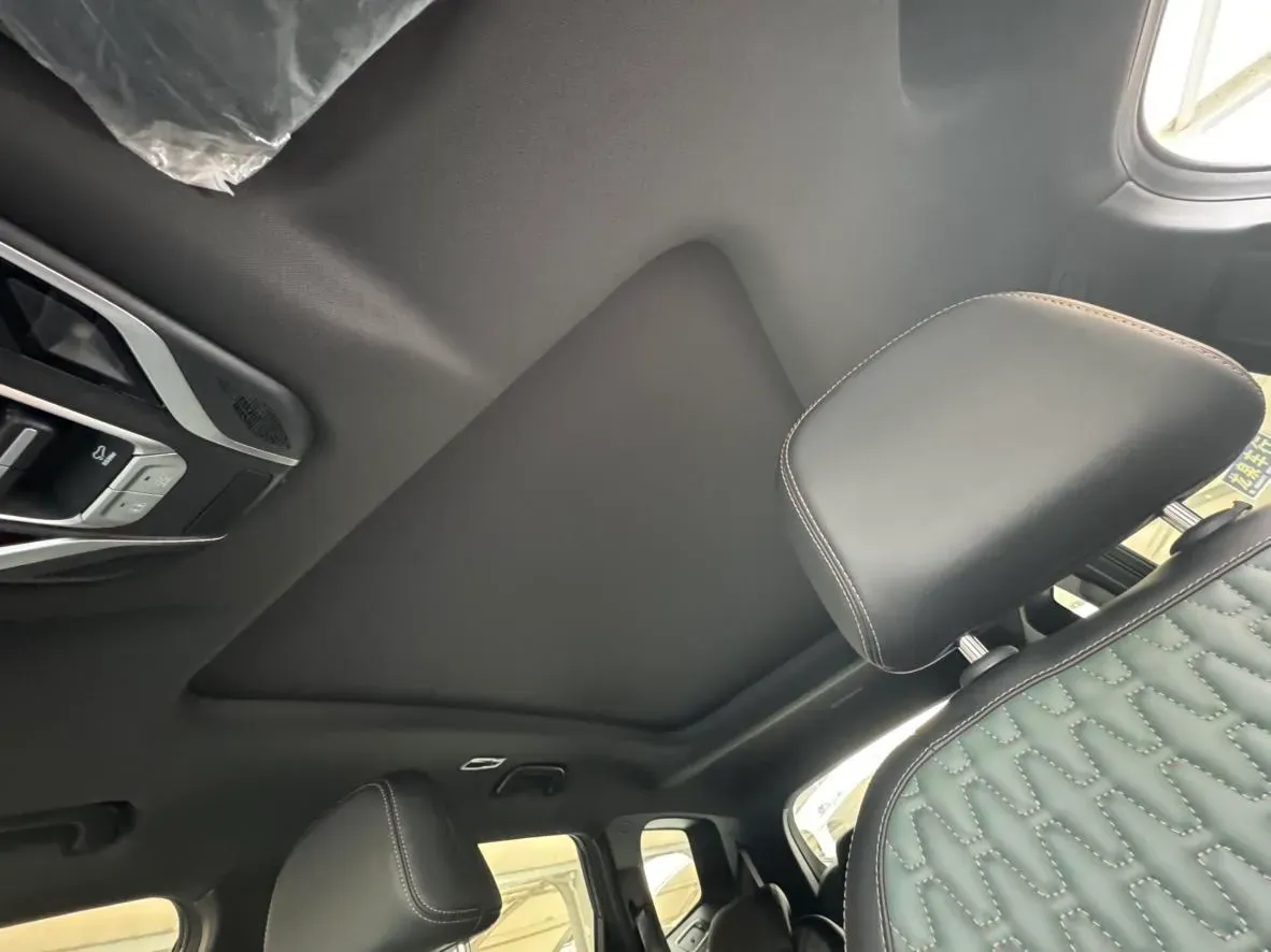 2023 Geely Okavango L 2.0T 218HP L4 7DCT,autocango,china used car exporter,china ev exporter,chinese used car exporter,chinese used ev exporter