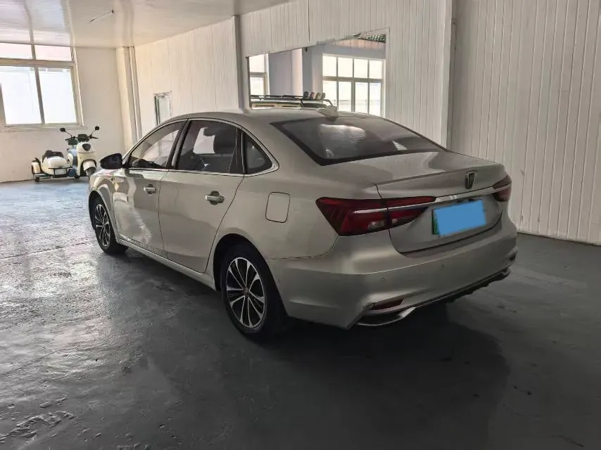 2019 Roewe i6 1.5T 169HP L4 AMT PHEV 9.1KWH,autocango,china used car exporter,china ev exporter,chinese used car exporter,chinese used ev exporter