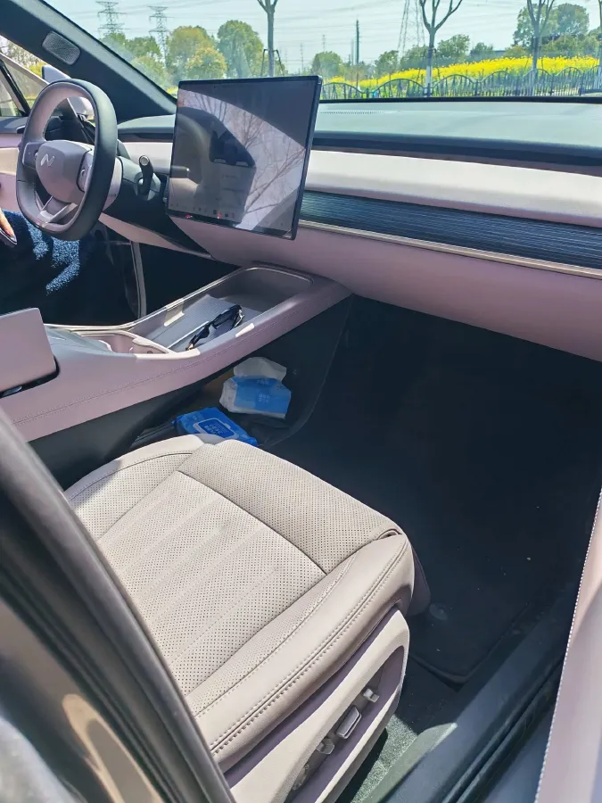 2024 ONVO L60 BEV 60KWH,autocango,china used car exporter,china ev exporter,chinese used car exporter,chinese used ev exporter