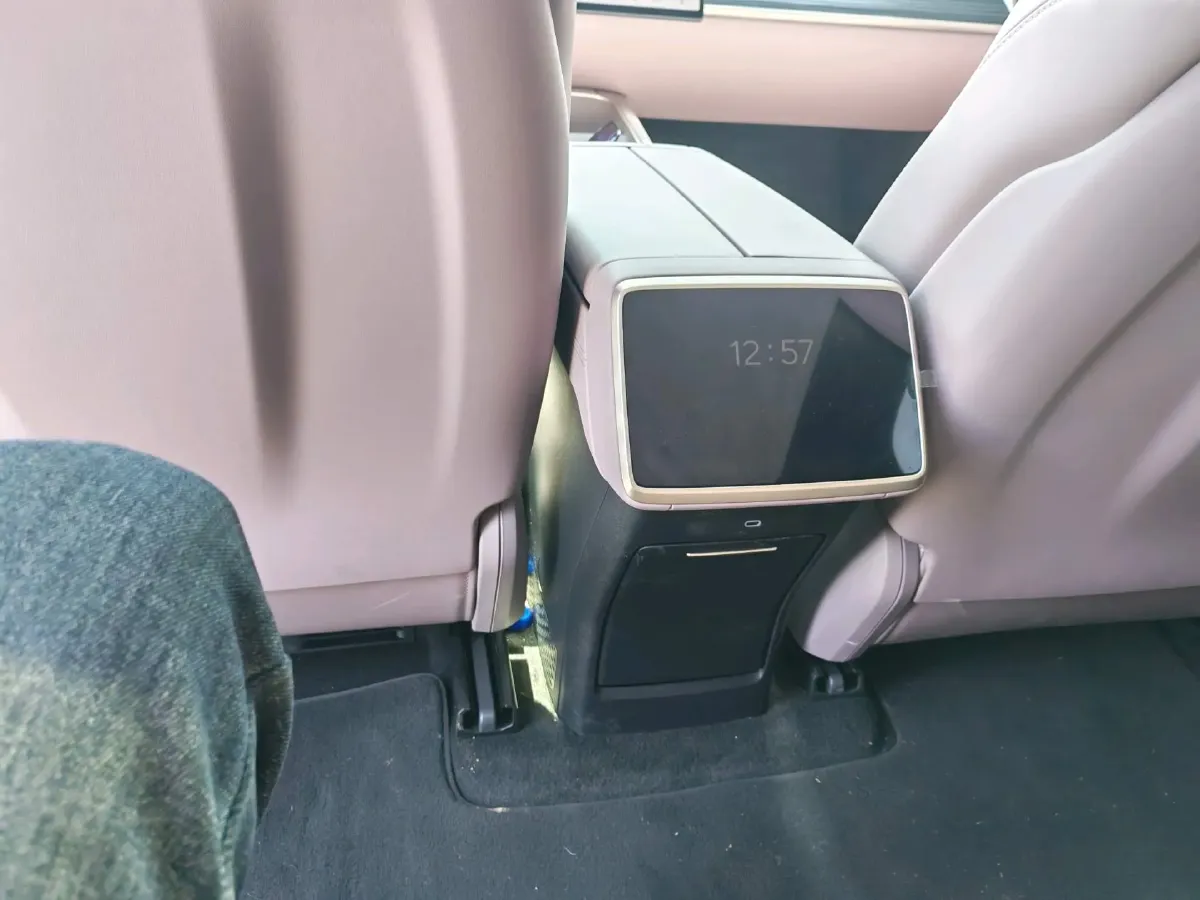 2024 ONVO L60 BEV 60KWH,autocango,china used car exporter,china ev exporter,chinese used car exporter,chinese used ev exporter