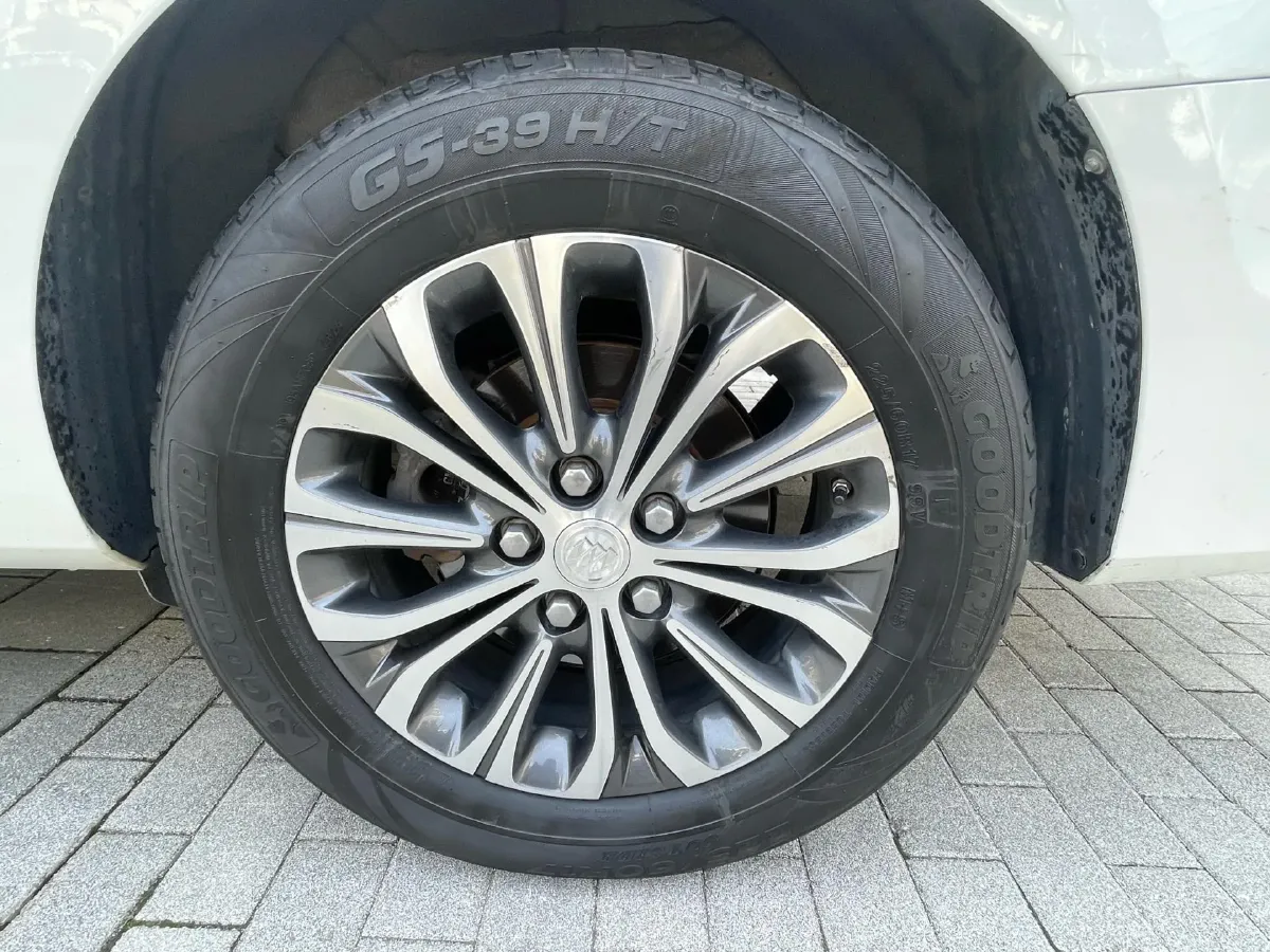 2021 Buick GL8 2.0T 237HP L4 9AT,autocango,china used car exporter,china ev exporter,chinese used car exporter,chinese used ev exporter