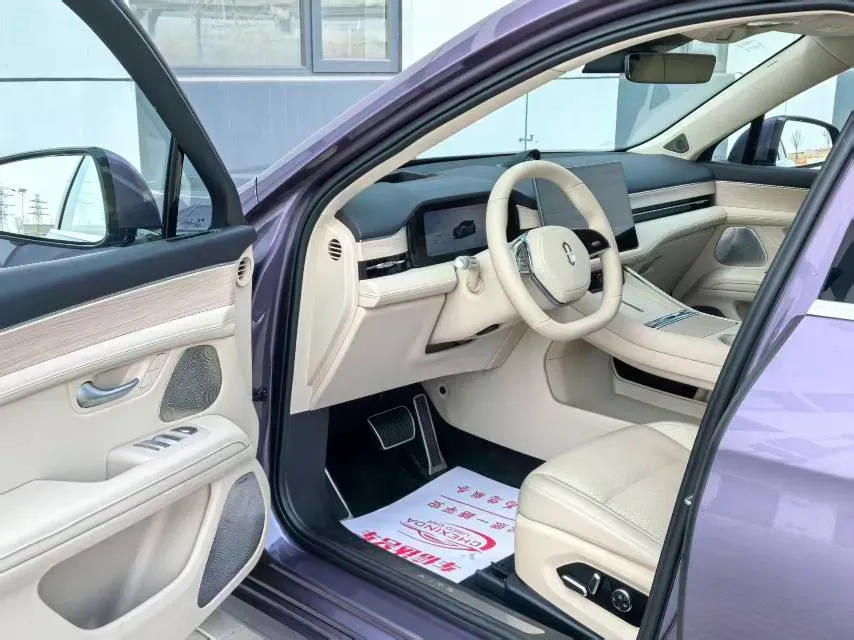 2025 AITO AITO M5 1.5T 152HP L4 REEV 42KWH,autocango,china used car exporter,china ev exporter,chinese used car exporter,chinese used ev exporter