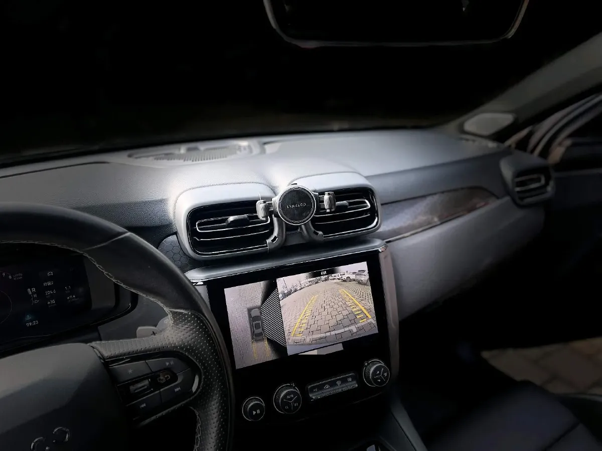 2022 LYNK&CO 03 2.0T 190HP L4 7DCT,autocango,china used car exporter,china ev exporter,chinese used car exporter,chinese used ev exporter