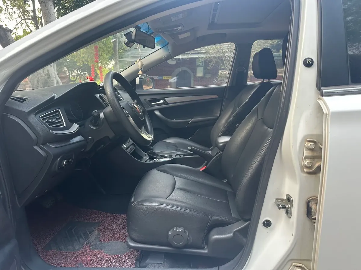 2018 Roewe 360 1.5L 116HP L4 4AT,autocango,china used car exporter,china ev exporter,chinese used car exporter,chinese used ev exporter