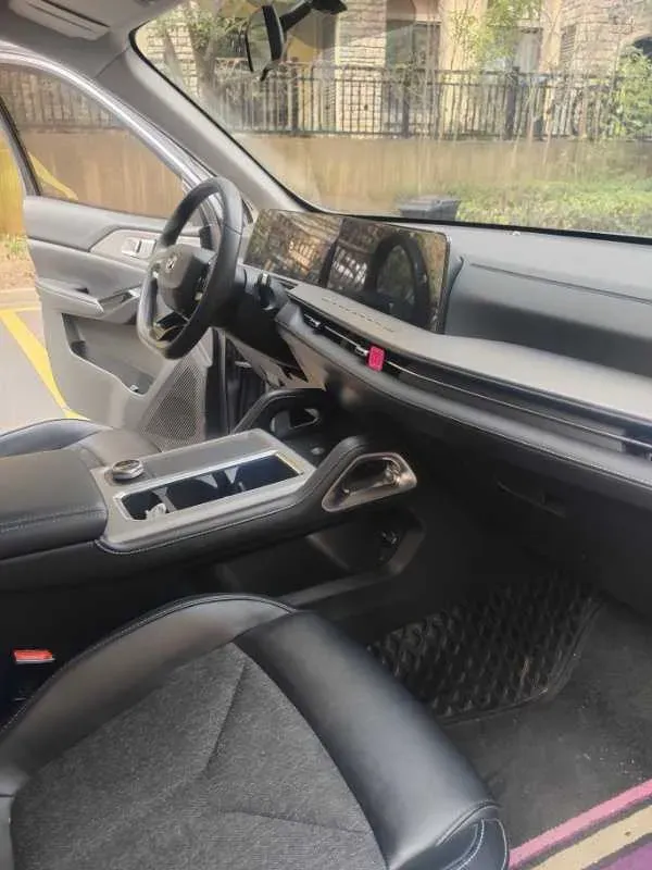 2024 ChangAn Kaicene RuiXing EM80 BEV 38.7KWH,autocango,china used car exporter,china ev exporter,chinese used car exporter,chinese used ev exporter