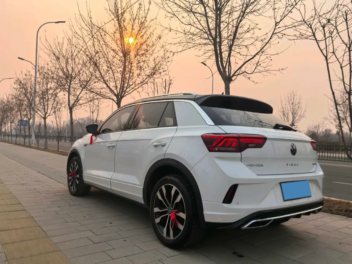 2022 Volkswagen T-Roc 1.4T 150HP L4 7DCT,autocango,china used car exporter,china ev exporter,chinese used car exporter,chinese used ev exporter