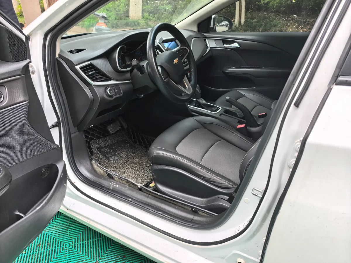 2019 Chevrolet Cavalier 1.5L 113HP L4 6AT,autocango,china used car exporter,china ev exporter,chinese used car exporter,chinese used ev exporter