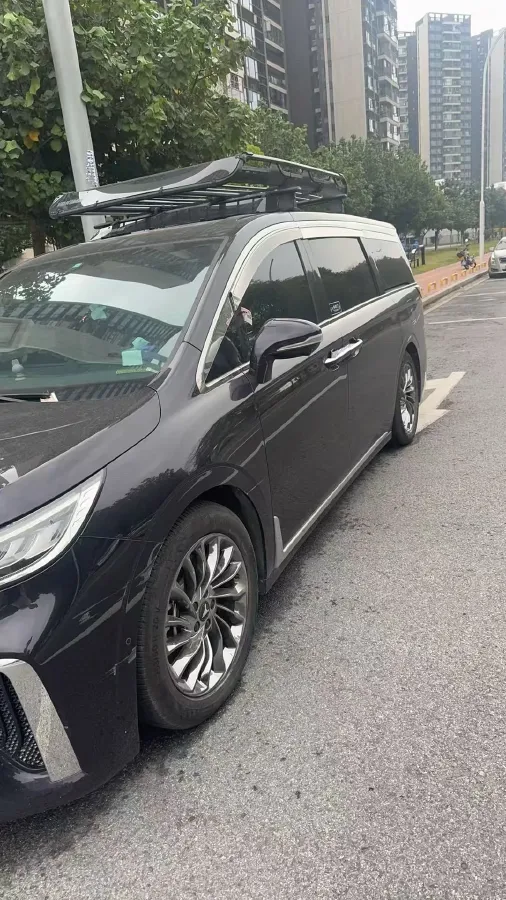 2022 Voyah Dream 1.5T 136HP L4 PHEV 25.57KWH,autocango,china used car exporter,china ev exporter,chinese used car exporter,chinese used ev exporter