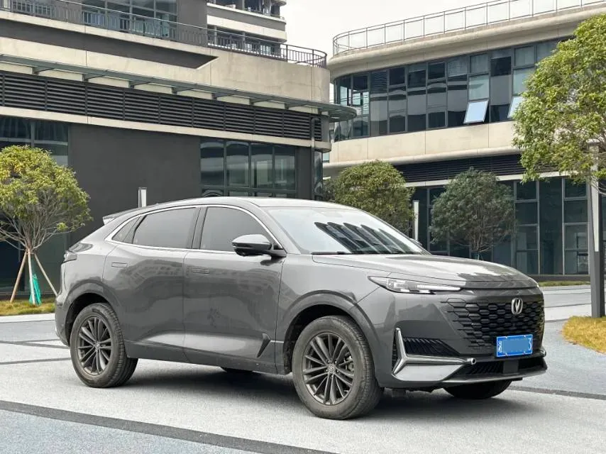 2021 ChangAn UNI-K 2.0T 233HP L4 8AT,autocango,china used car exporter,china ev exporter,chinese used car exporter,chinese used ev exporter