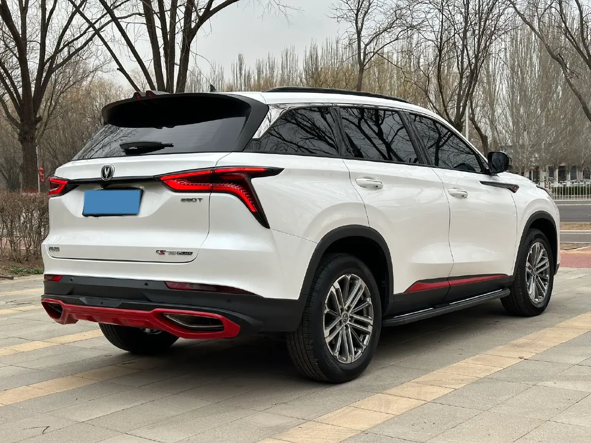 2022 ChangAn CS75 Plus 1.5T 178HP L4 6AT,autocango,china used car exporter,china ev exporter,chinese used car exporter,chinese used ev exporter