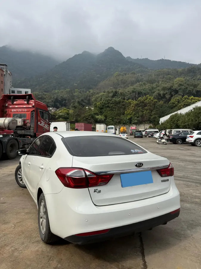 2016 Kia K3 1.6L 128HP L4 6MT,autocango,china used car exporter,china ev exporter,chinese used car exporter,chinese used ev exporter