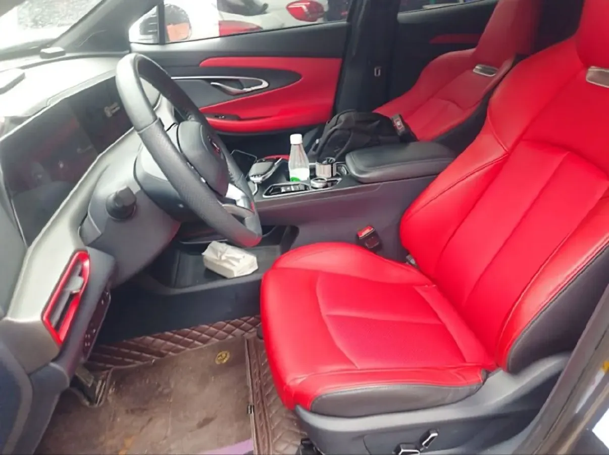 2020 ChangAn UNI-T 1.5T 180HP L4 7DCT,autocango,china used car exporter,china ev exporter,chinese used car exporter,chinese used ev exporter