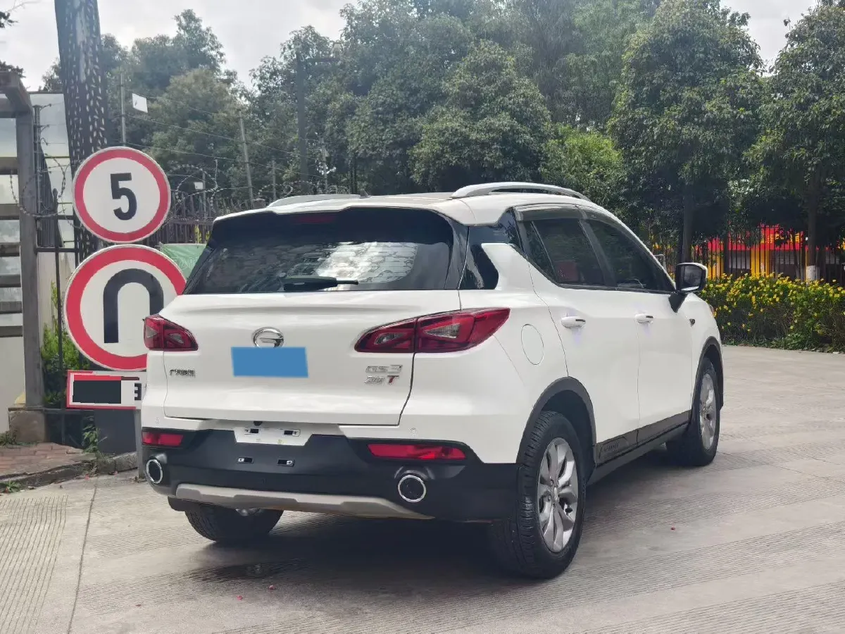 2017 GAC Trumpchi GS3 1.3T 137HP L4 6AT,autocango,china used car exporter,china ev exporter,chinese used car exporter,chinese used ev exporter