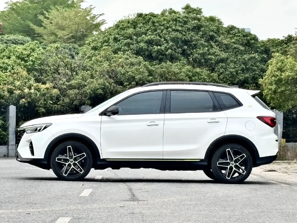 2021 Roewe RX5 1.5T 169HP L4 AMT PHEV 11.1KWH,autocango,china used car exporter,china ev exporter,chinese used car exporter,chinese used ev exporter