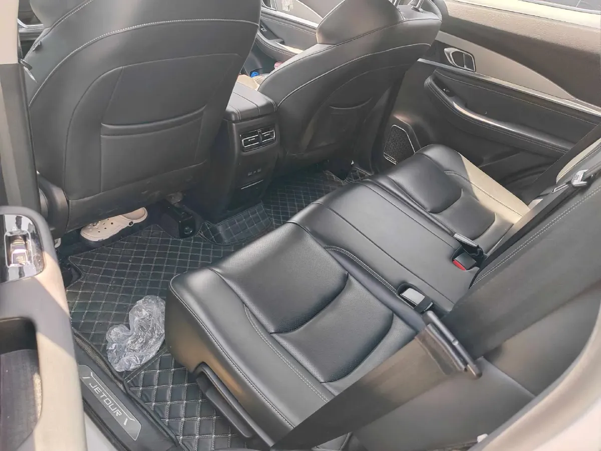 2020 Jetour X70 1.5T 156HP L4 6DCT,autocango,china used car exporter,china ev exporter,chinese used car exporter,chinese used ev exporter