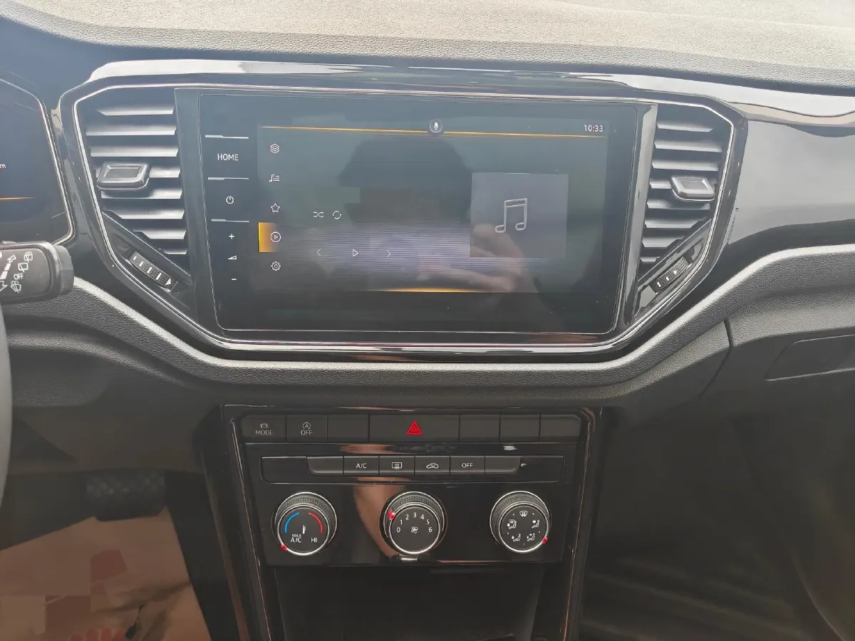 2022 Volkswagen T-Roc 1.4T 150HP L4 7DCT,autocango,china used car exporter,china ev exporter,chinese used car exporter,chinese used ev exporter