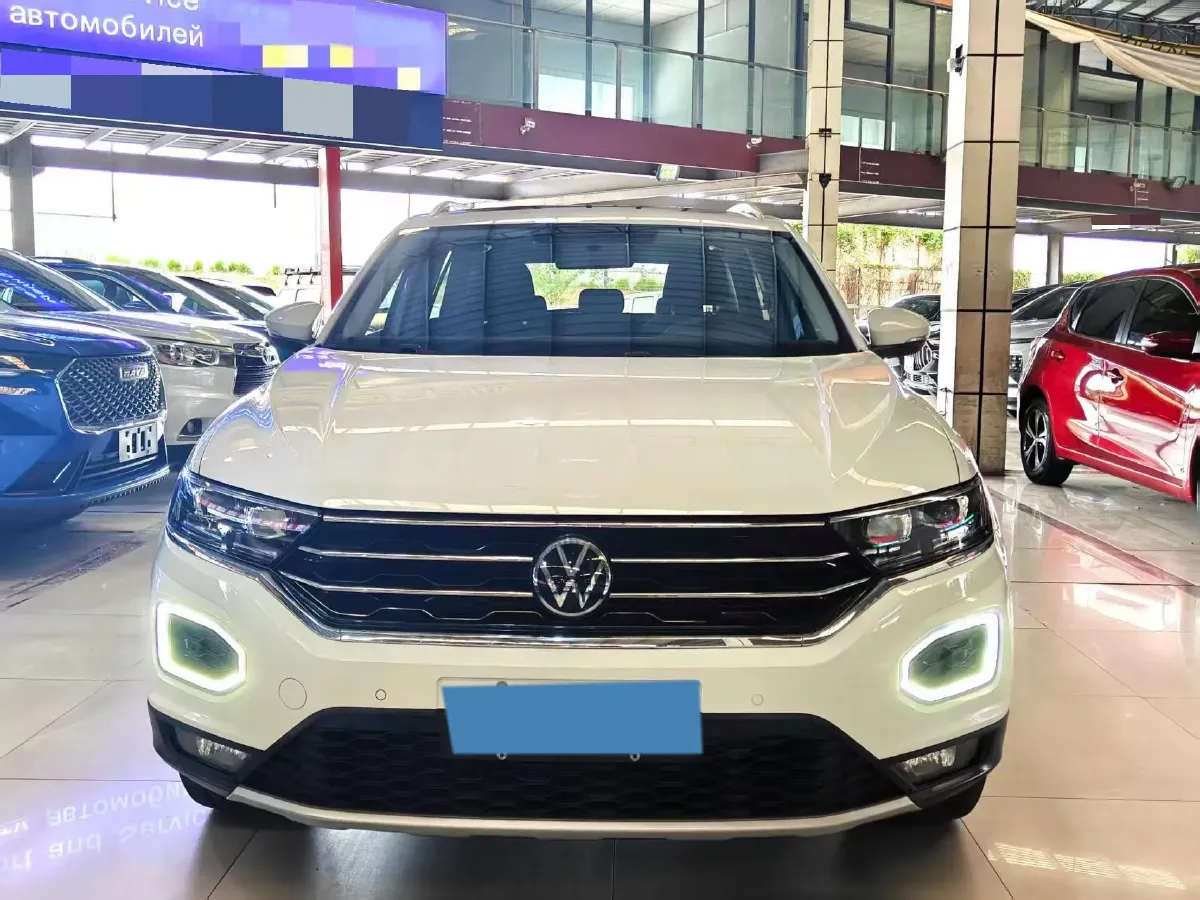 2022 Volkswagen T-Roc 1.4T 150HP L4 7DCT,autocango,china used car exporter,china ev exporter,chinese used car exporter,chinese used ev exporter