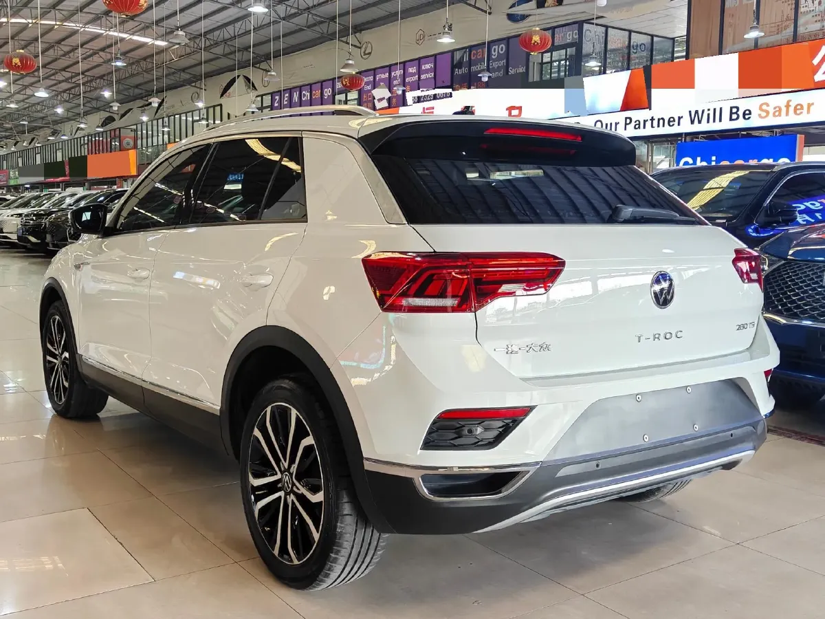2022 Volkswagen T-Roc 1.4T 150HP L4 7DCT,autocango,china used car exporter,china ev exporter,chinese used car exporter,chinese used ev exporter