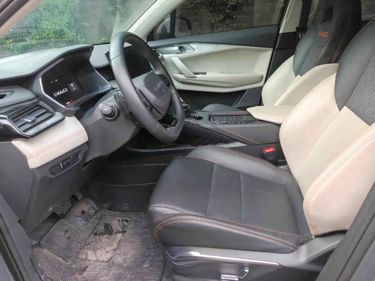 2023 LYNK&CO 06 1.5T 181HP L4 7DCT,autocango,china used car exporter,china ev exporter,chinese used car exporter,chinese used ev exporter