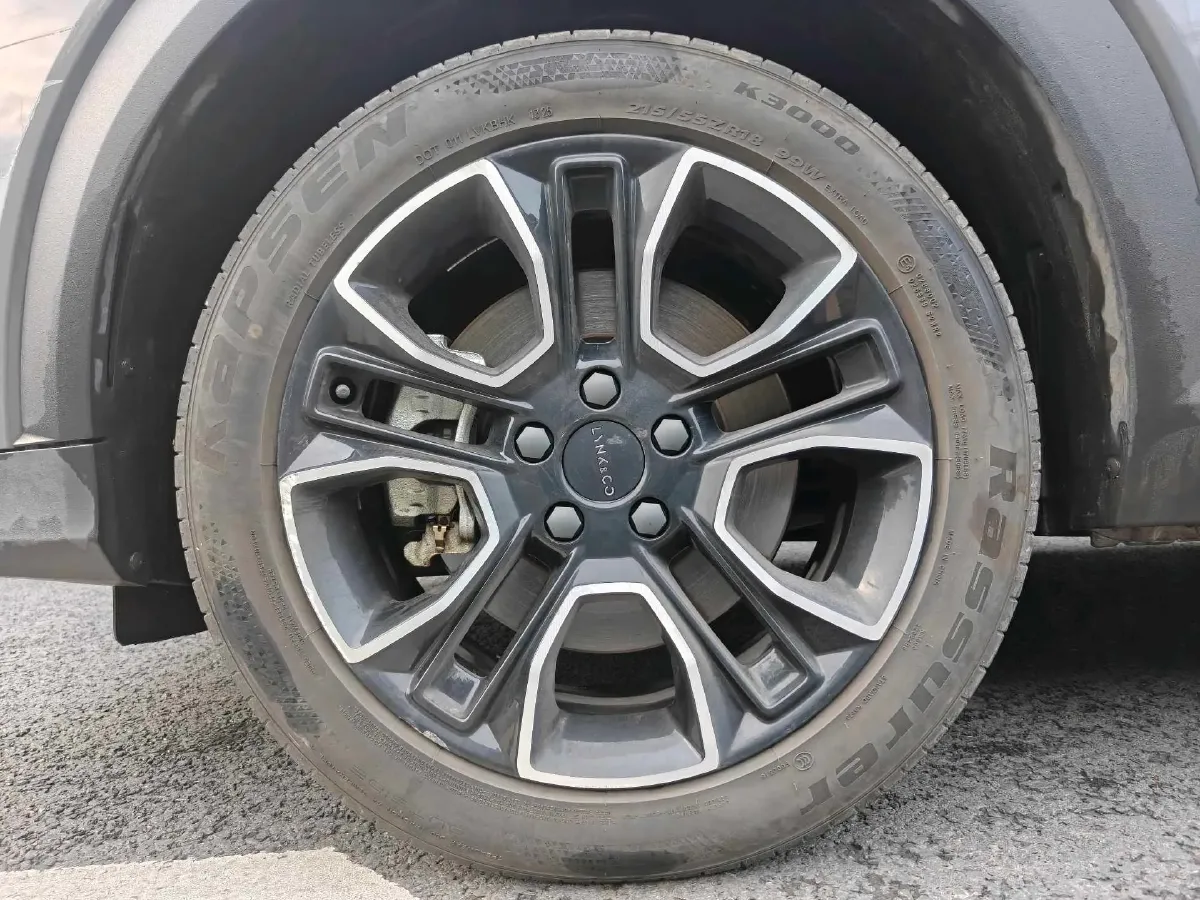 2023 LYNK&CO 06 1.5T 181HP L4 7DCT,autocango,china used car exporter,china ev exporter,chinese used car exporter,chinese used ev exporter