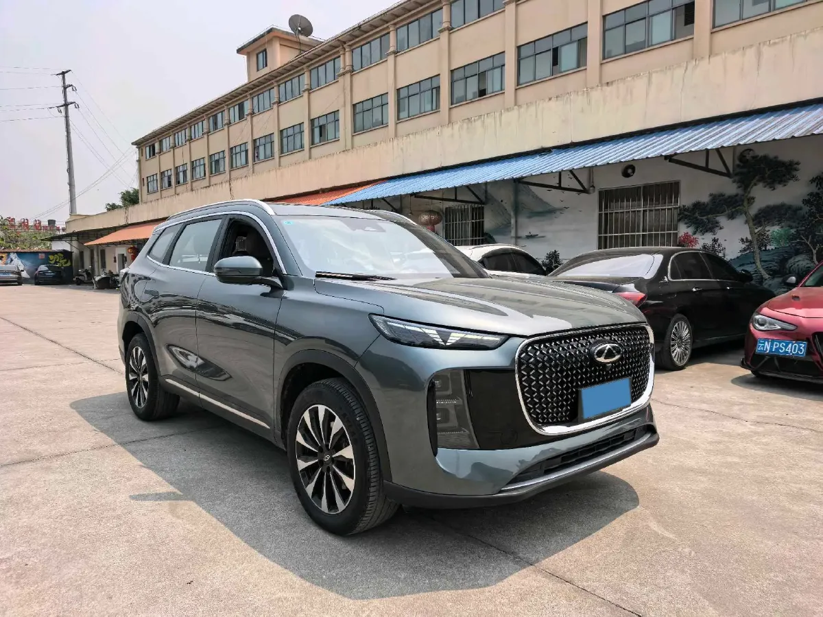 2025 Chery Tiggo 8 Plus 1.6T 197HP L4 7DCT,autocango,china used car exporter,china ev exporter,chinese used car exporter,chinese used ev exporter