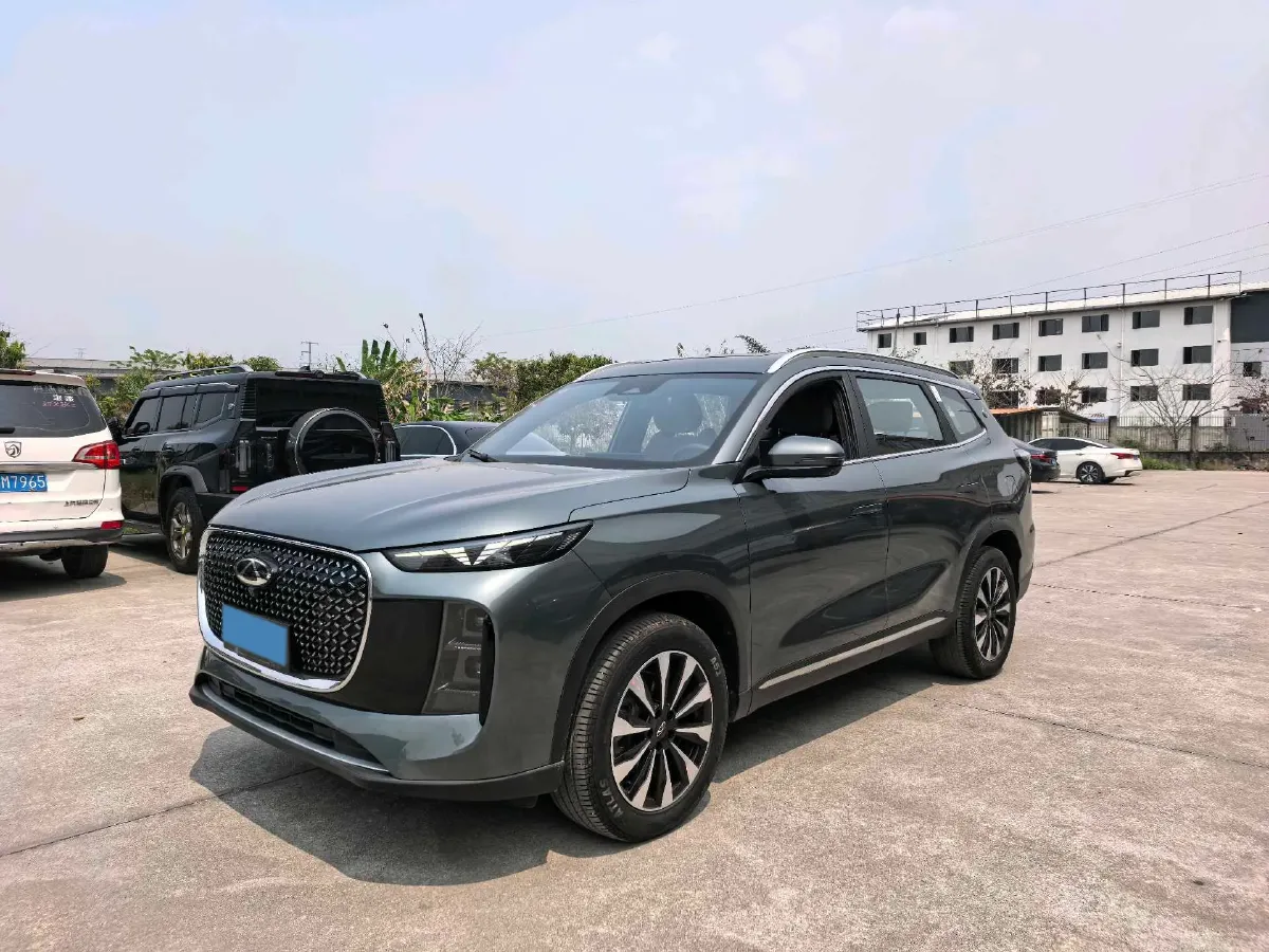 2025 Chery Tiggo 8 Plus 1.6T 197HP L4 7DCT,autocango,china used car exporter,china ev exporter,chinese used car exporter,chinese used ev exporter