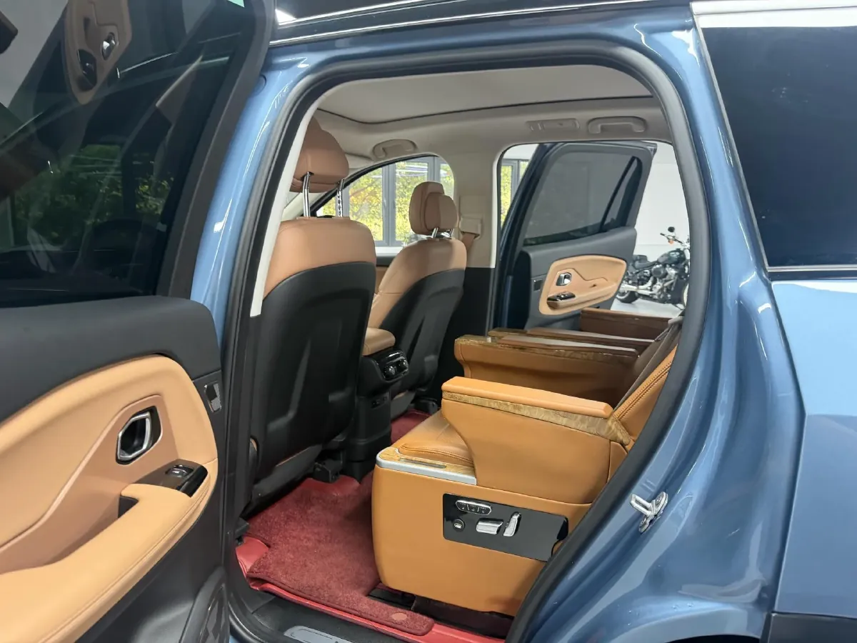 2018 NIO ES8 BEV 70KWH,autocango,china used car exporter,china ev exporter,chinese used car exporter,chinese used ev exporter