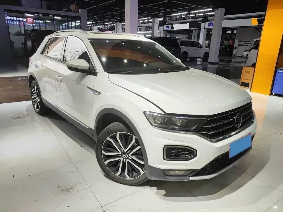 2021 Volkswagen T-Roc 1.4T 150HP L4 7DCT,autocango,china used car exporter,china ev exporter,chinese used car exporter,chinese used ev exporter