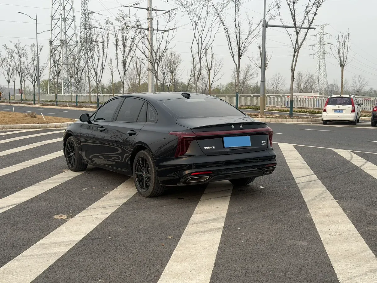 2025 HongQi H5 1.5T 169HP L4 7DCT,autocango,china used car exporter,china ev exporter,chinese used car exporter,chinese used ev exporter
