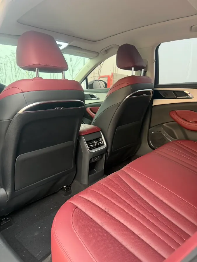 2025 HongQi H5 1.5T 169HP L4 7DCT,autocango,china used car exporter,china ev exporter,chinese used car exporter,chinese used ev exporter