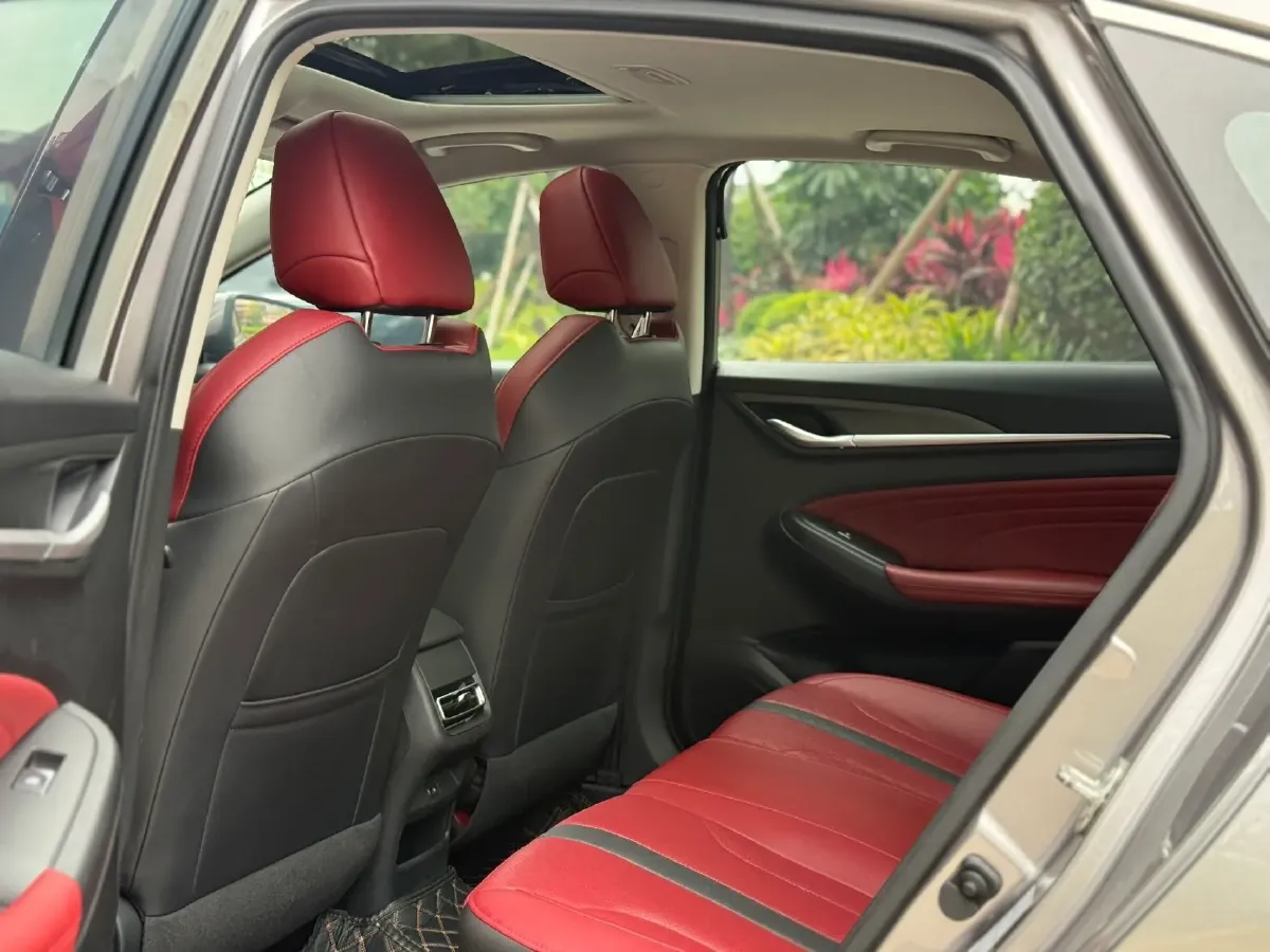 2021 ChangAn Eado 1.4T 160HP L4 7DCT,autocango,china used car exporter,china ev exporter,chinese used car exporter,chinese used ev exporter