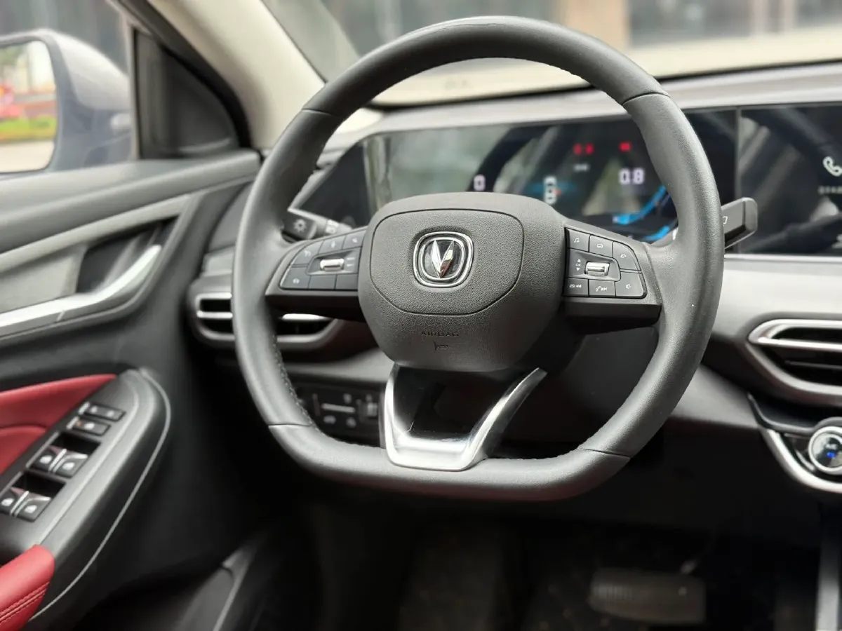 2021 ChangAn Eado 1.4T 160HP L4 7DCT,autocango,china used car exporter,china ev exporter,chinese used car exporter,chinese used ev exporter