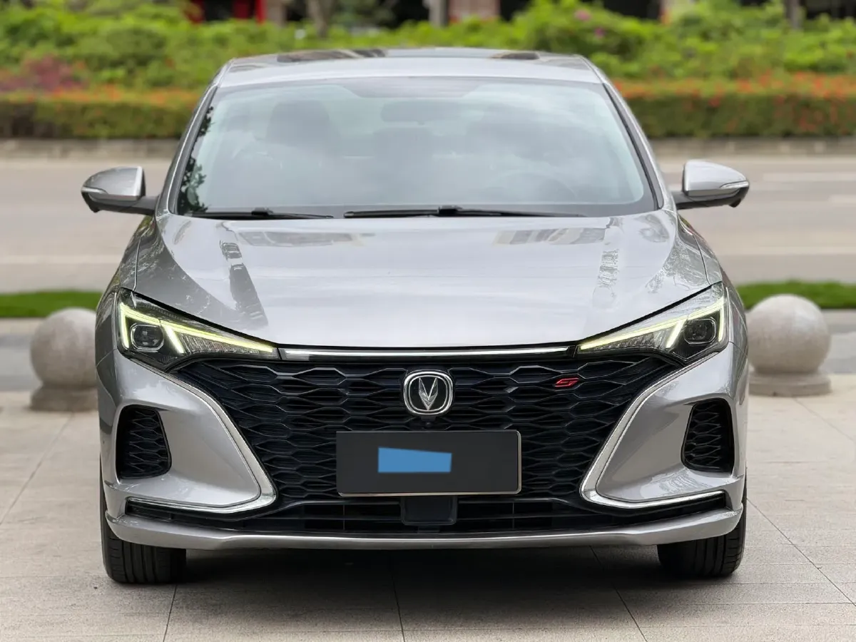 2021 ChangAn Eado 1.4T 160HP L4 7DCT,autocango,china used car exporter,china ev exporter,chinese used car exporter,chinese used ev exporter