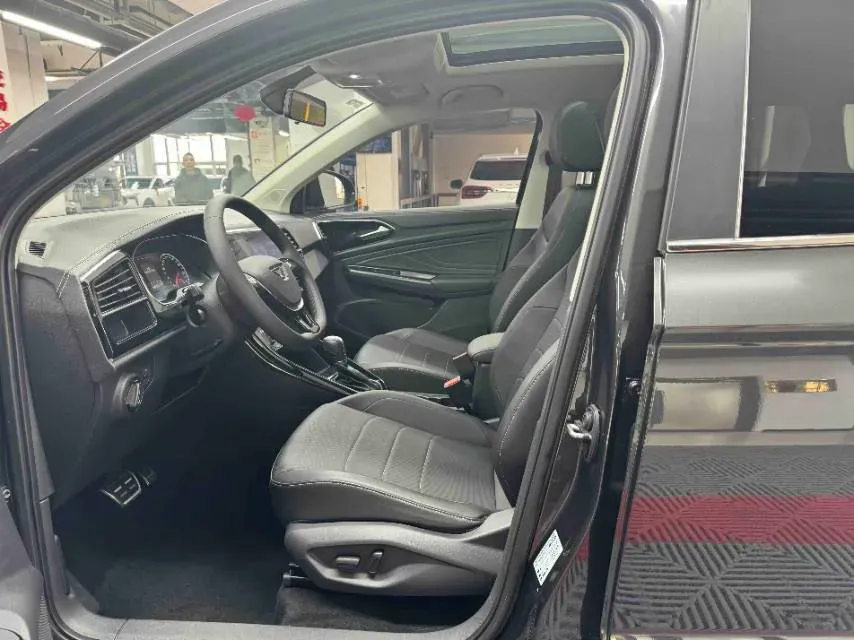 2021 Jetta VS7 1.4T 150HP L4 6AT,autocango,china used car exporter,china ev exporter,chinese used car exporter,chinese used ev exporter