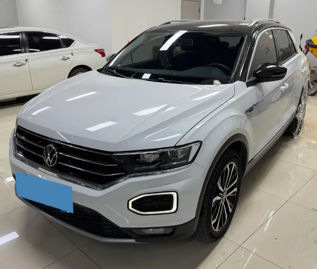 2022 Volkswagen T-Roc 1.4T 150HP L4 7DCT,autocango,china used car exporter,china ev exporter,chinese used car exporter,chinese used ev exporter