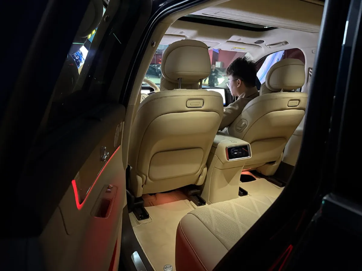 2025 AITO AITO M9 BEV 100KWH,autocango,china used car exporter,china ev exporter,chinese used car exporter,chinese used ev exporter