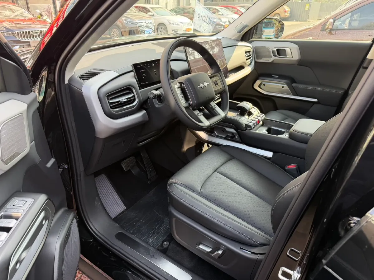 2025 FangChengBao Tai 3 BEV,autocango,china used car exporter,china ev exporter,chinese used car exporter,chinese used ev exporter