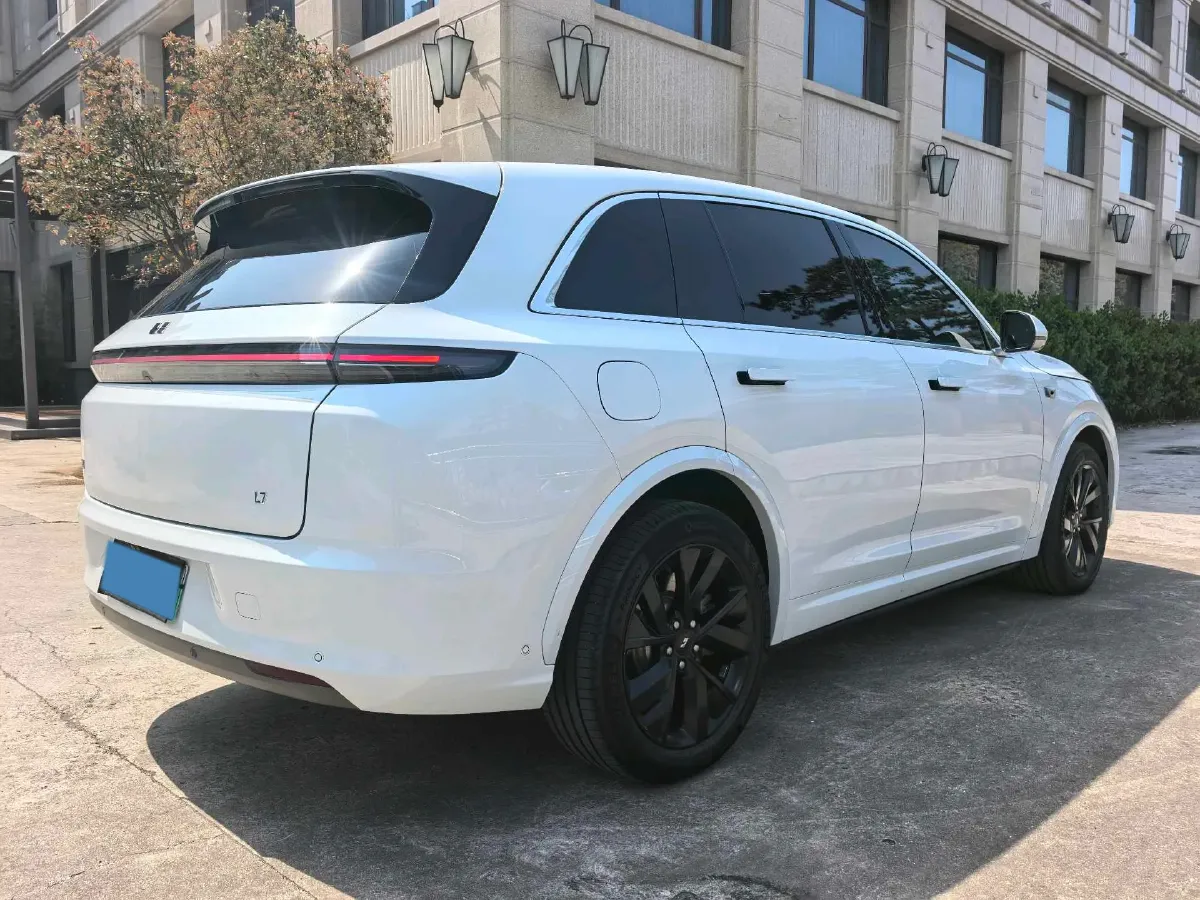 2023 Li L7 Range Extended 154HP REEV 40.9KWH,autocango,china used car exporter,china ev exporter,chinese used car exporter,chinese used ev exporter