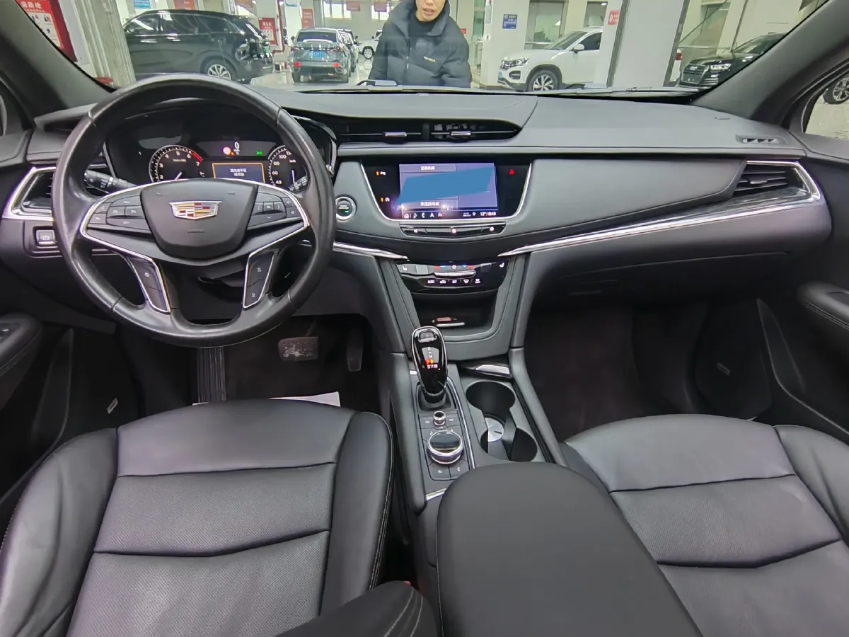 2020 Cadillac XT5 2.0T 241HP L4 9AT,autocango,china used car exporter,china ev exporter,chinese used car exporter,chinese used ev exporter